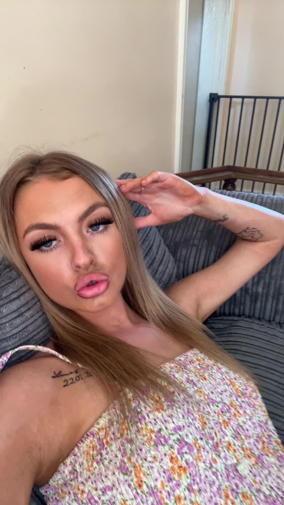 Sarah Fuckable Chav Chavs hypersexualisée