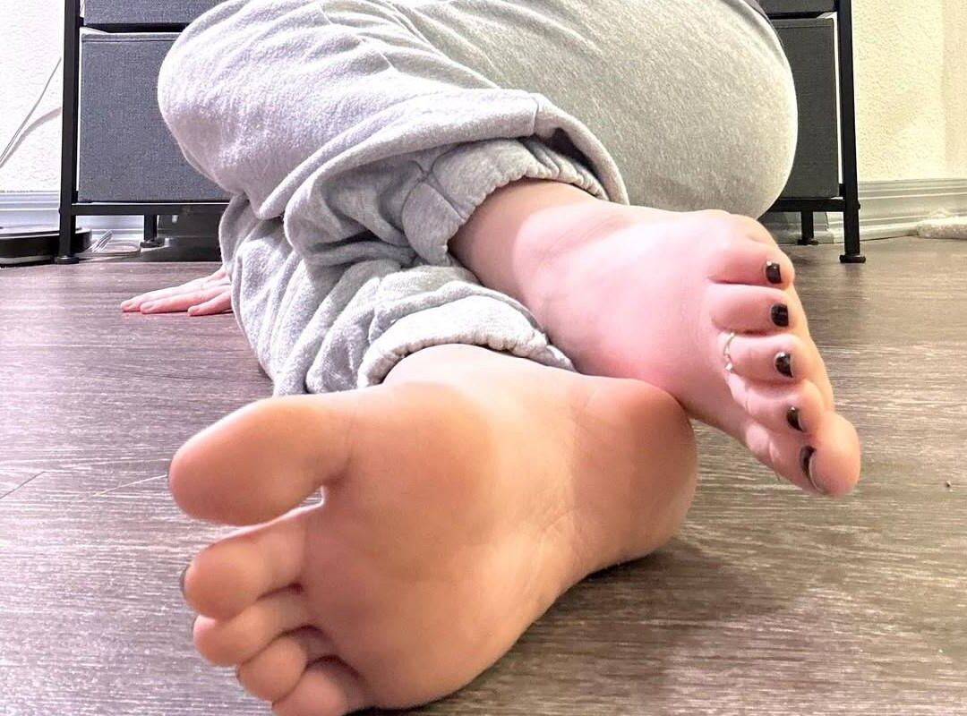 Pieds Ado féminine