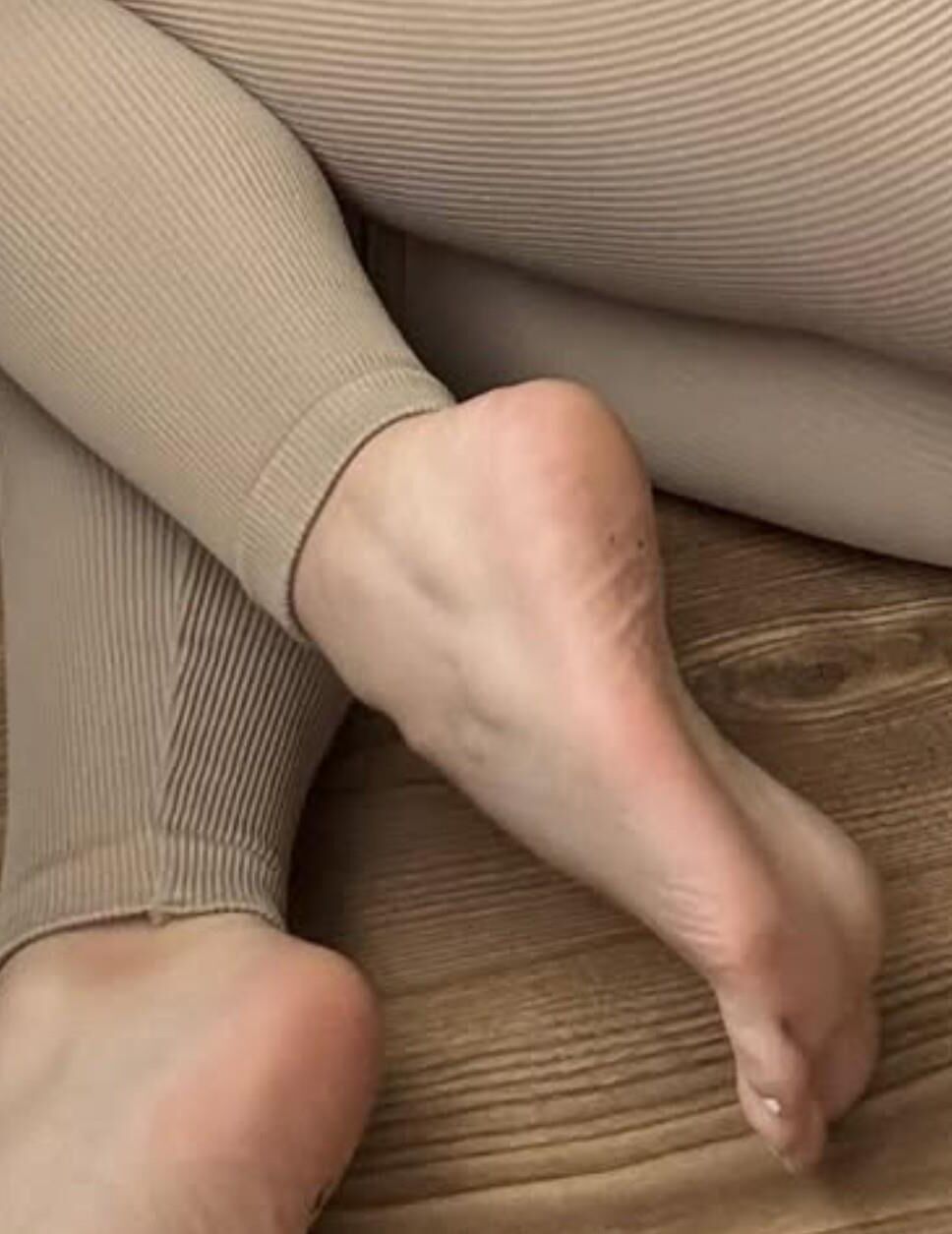 Feet Female Teen