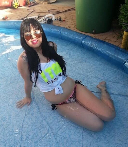 gostosa dia de piscina