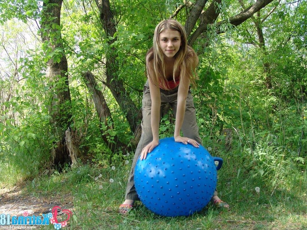 Katrina _ blue ball