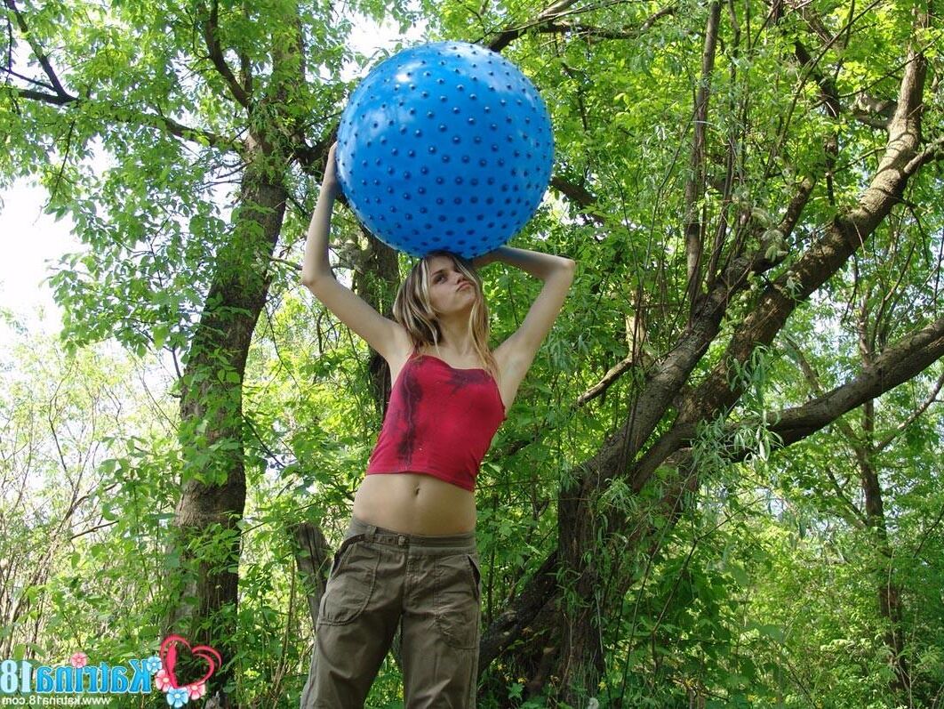 Katrina _ blue ball