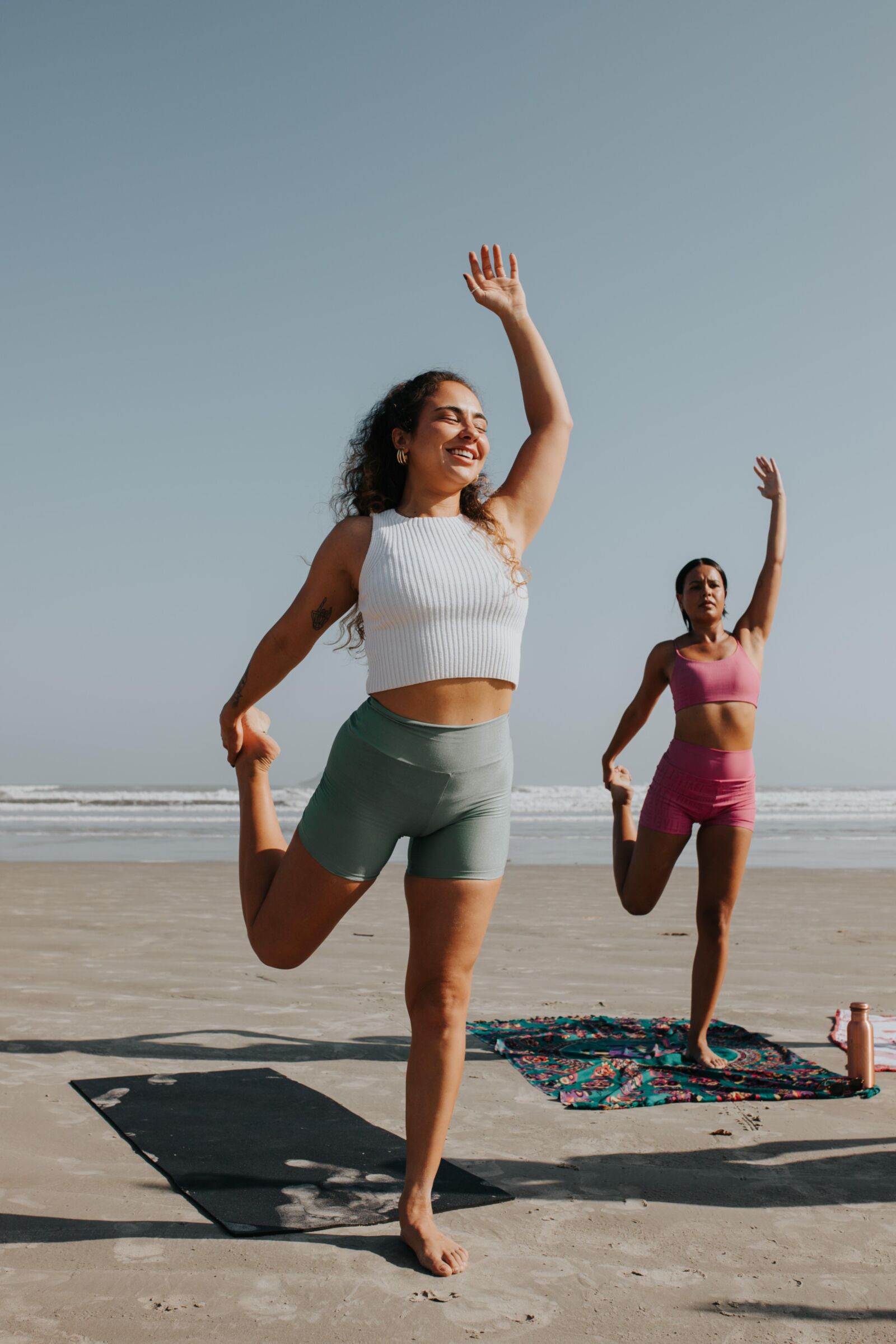 ...,,,....BEACH YOGA.....HOT YOGA SURF PICS