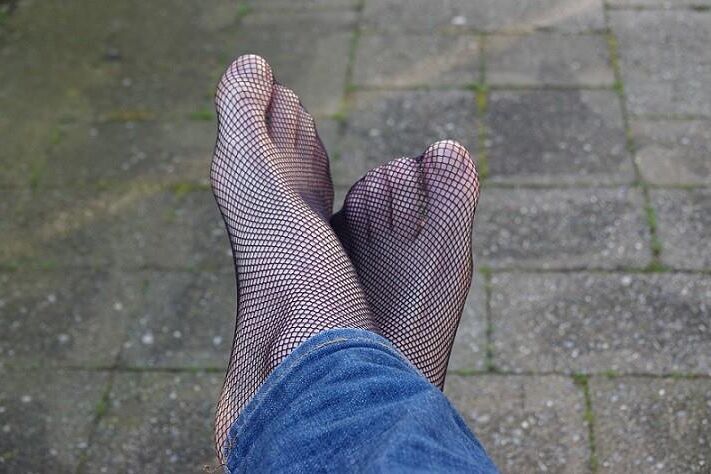 Pantyhouse Feet 