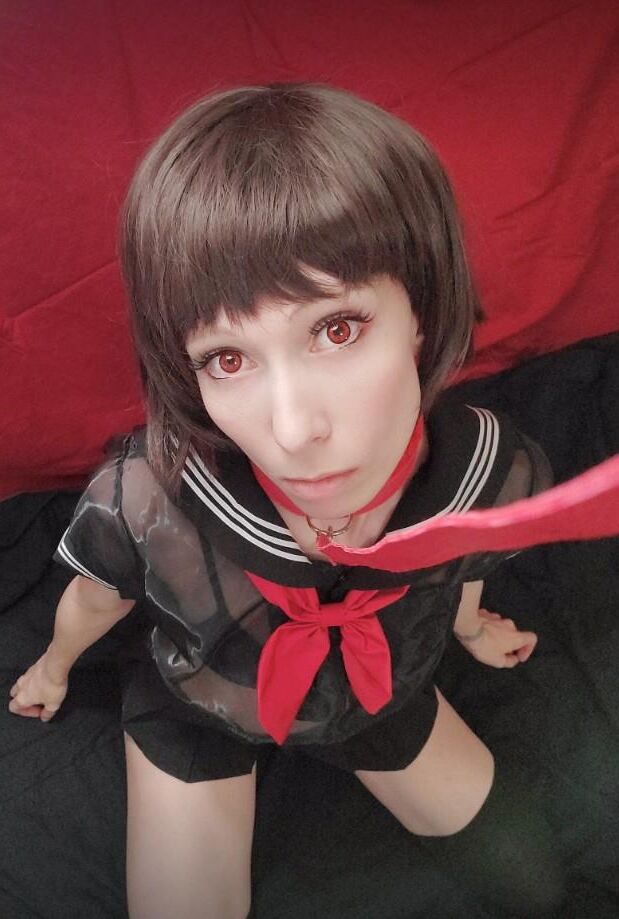 Cosplay sluts and E girls 