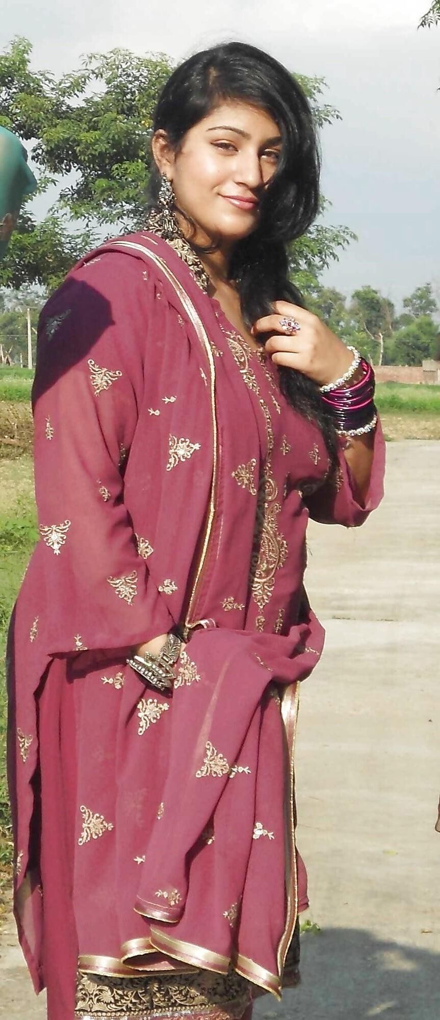 Desi Bitches 