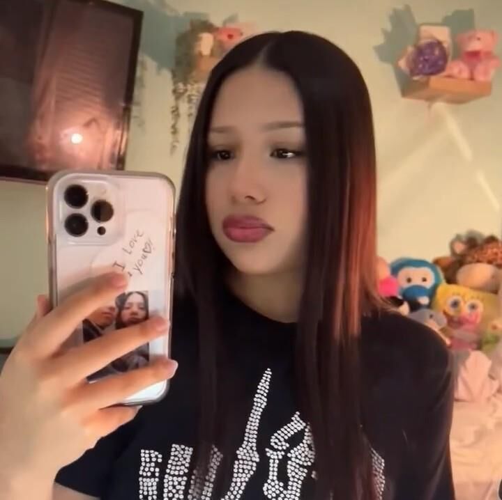 Sexy Irl Latina Teen With Huge Lips