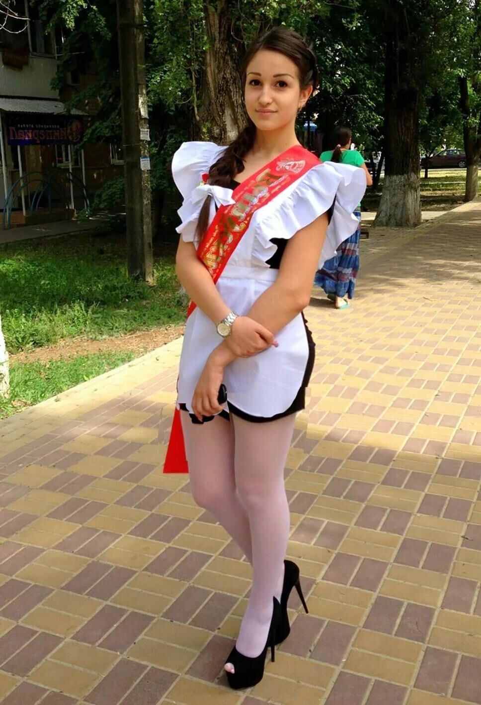 Russian schoolgirls in their frilly uniforms