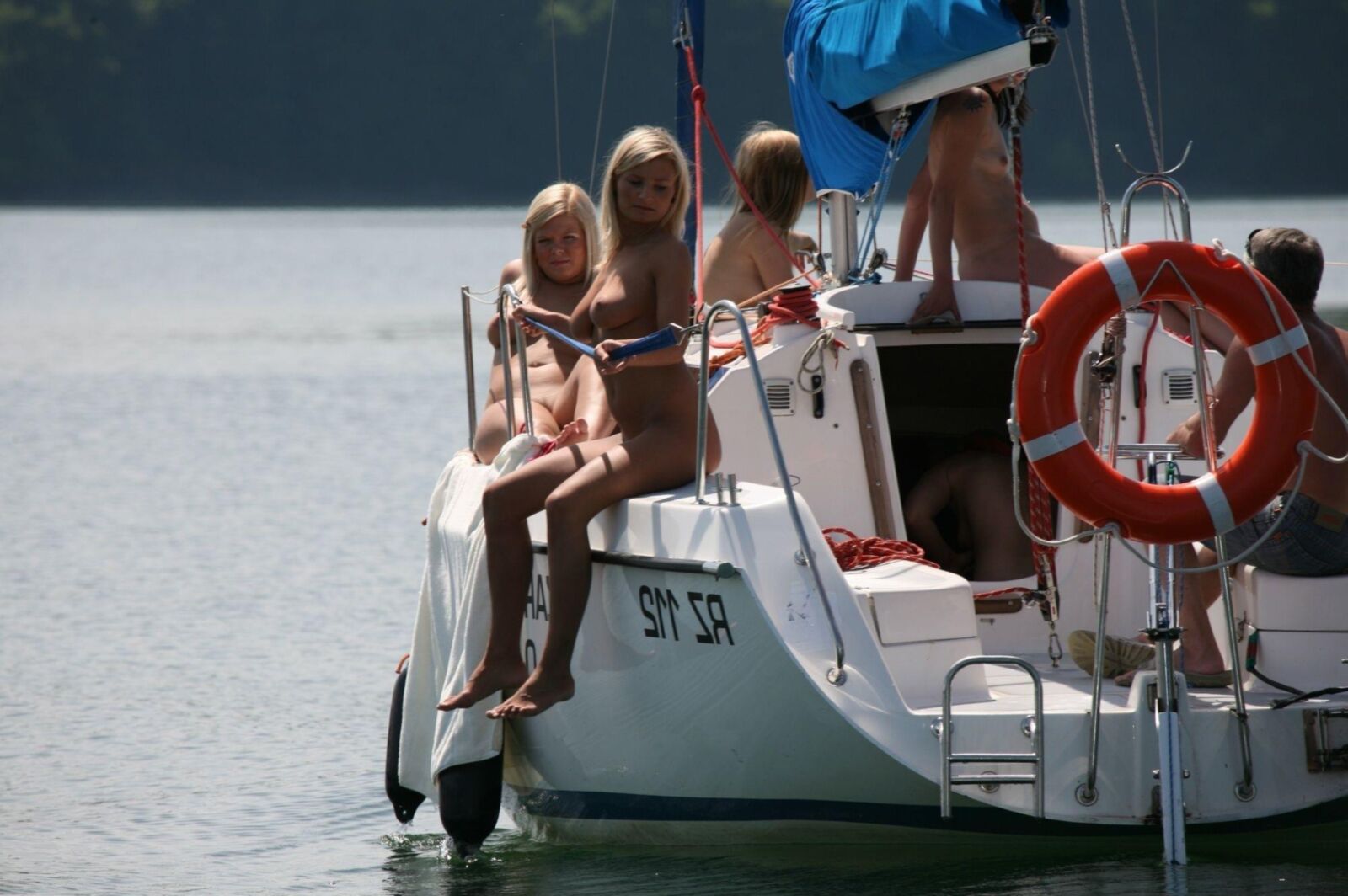 Polnische heiße Babes auf dem Seekreuzfahrt