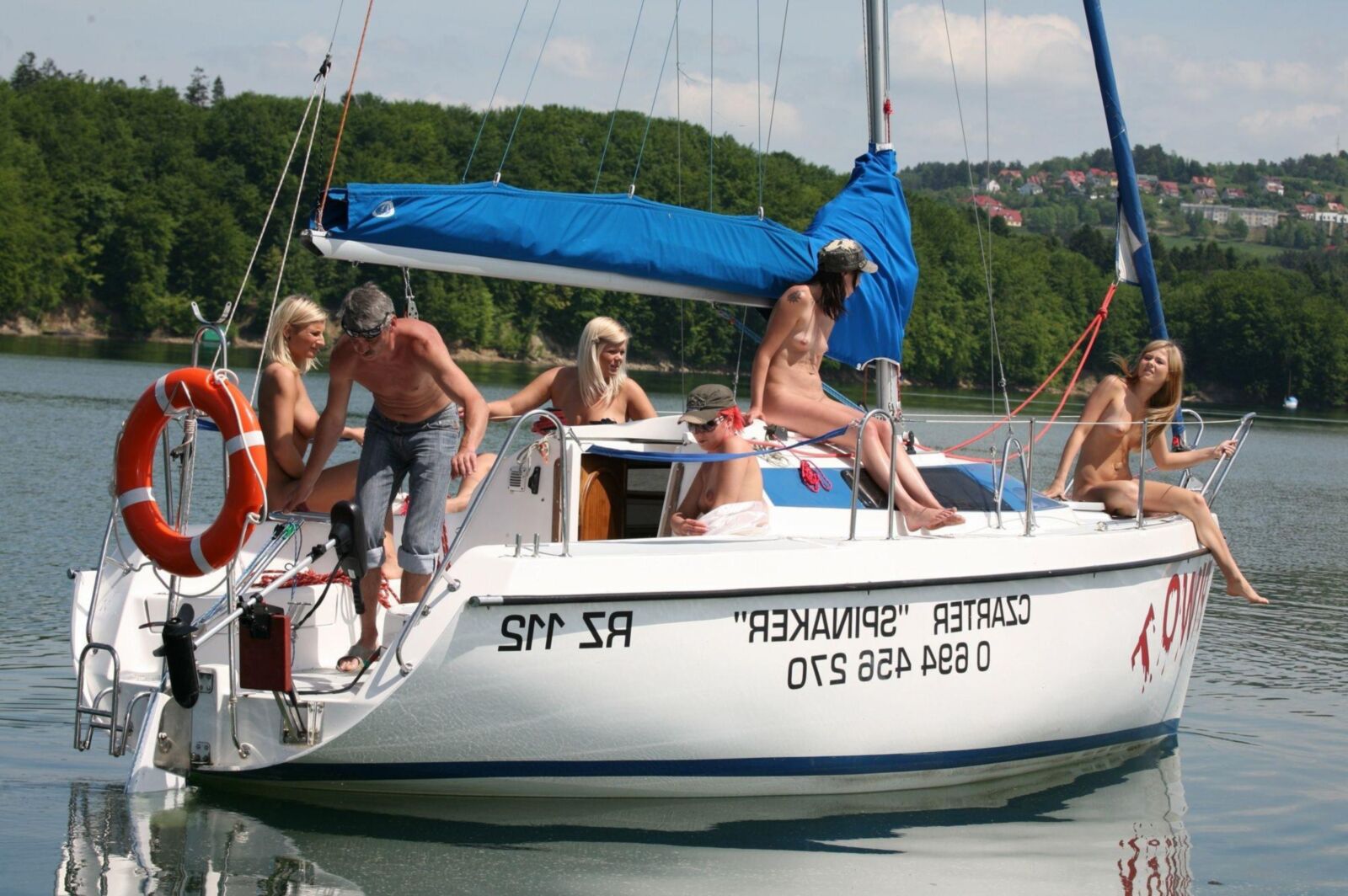 Polnische heiße Babes auf dem Seekreuzfahrt