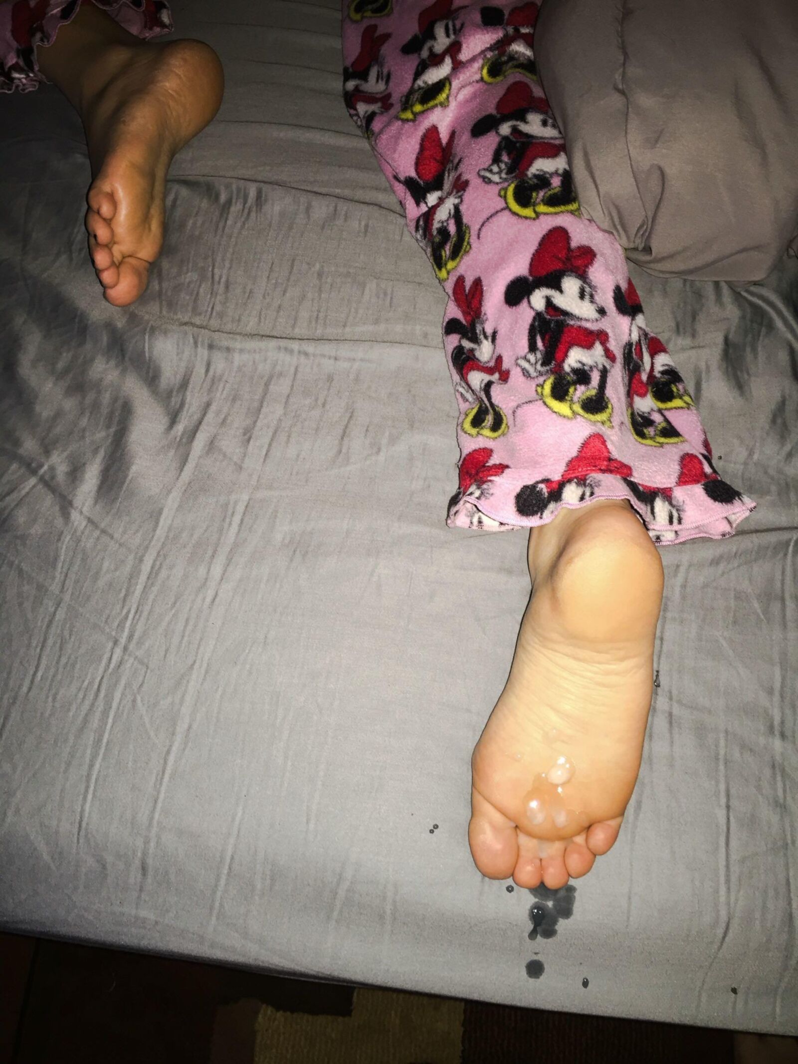 Cum belongs on cute feet 