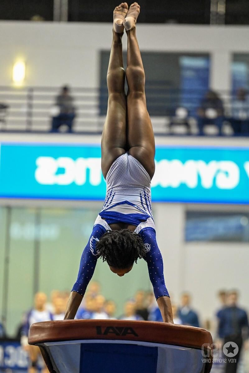 Very Hot College Gymnasts Part 