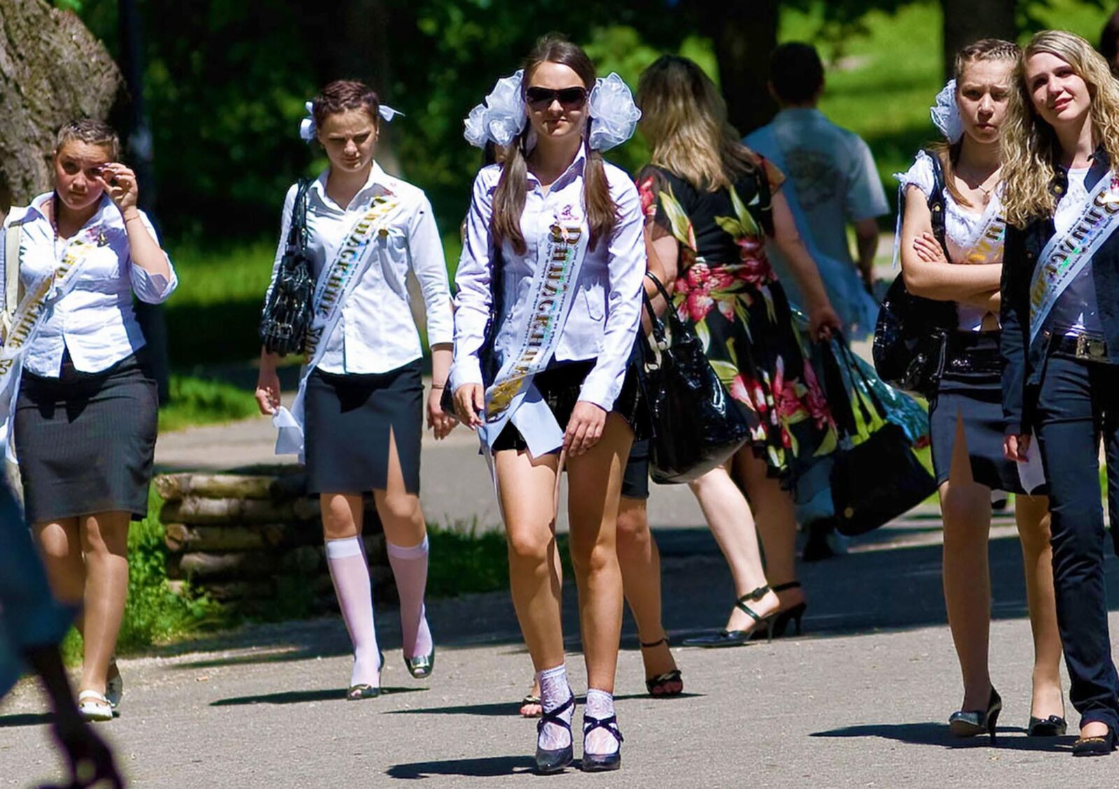 Summer Schoolgirl Party at the City Fountain