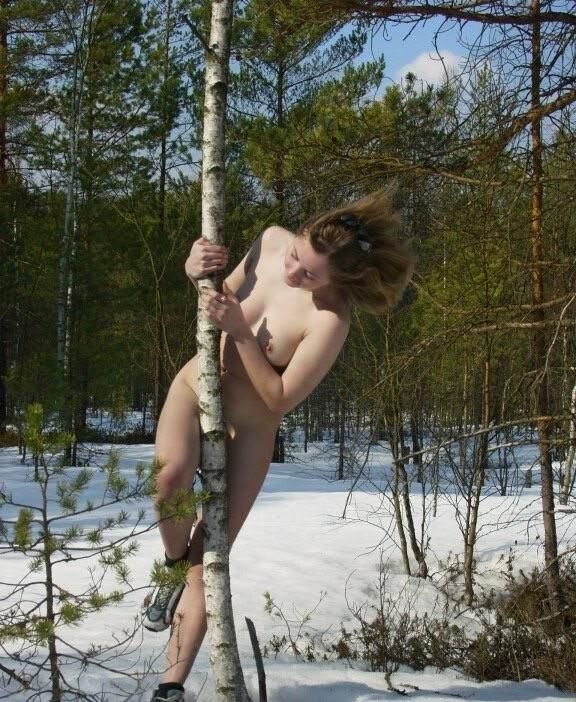 Nature AMATEUR NUDISTS Snow bunny