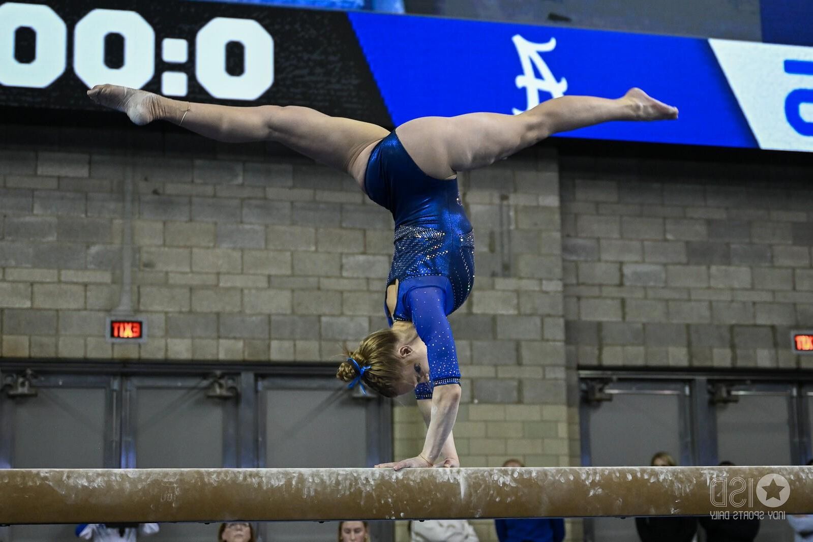 Very Hot College Gymnasts Part 