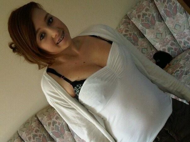 Dolled up chav with lovely round tits