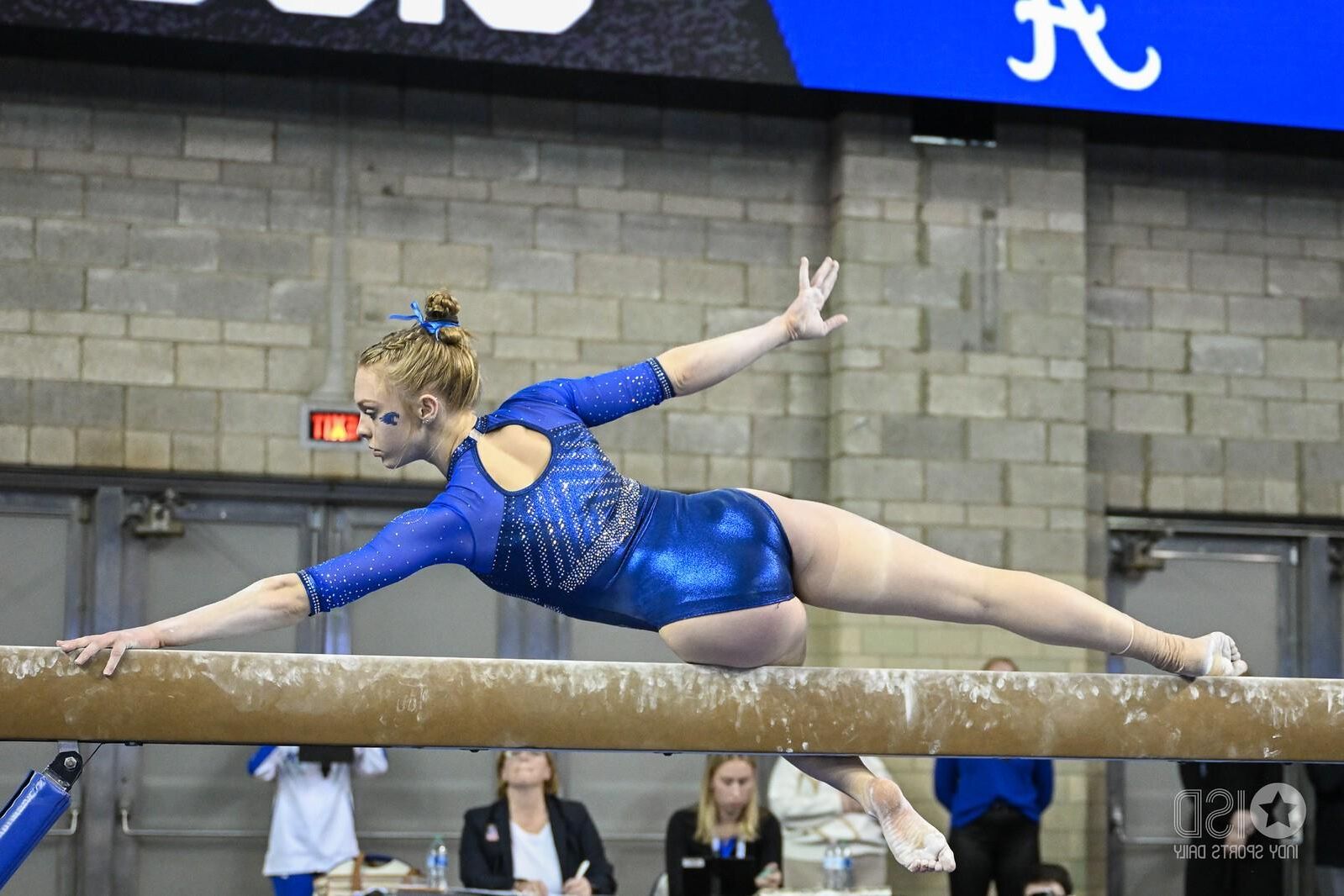 Very Hot College Gymnasts Part 