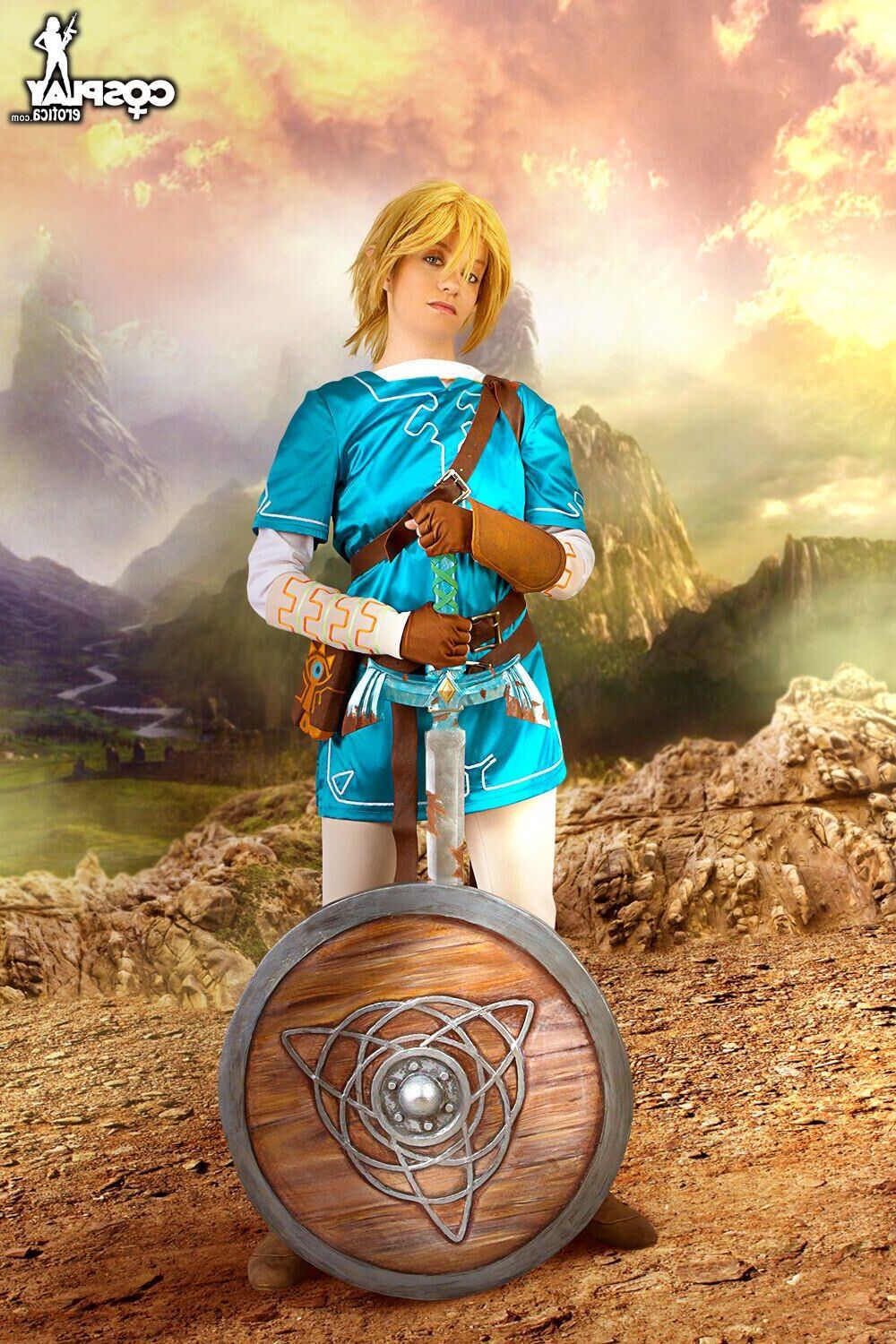 Cosplay Erotica Breast of the Wild (Zelda Link Nude Cosplay)