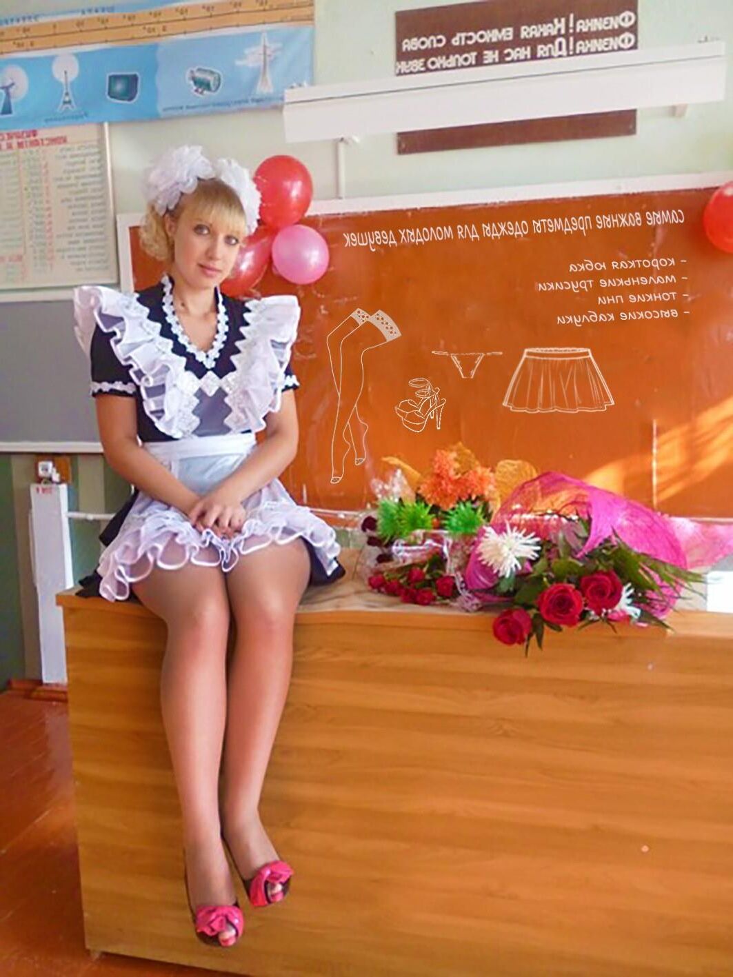 Jelenas colegialas rusas en la escuela Uniforme