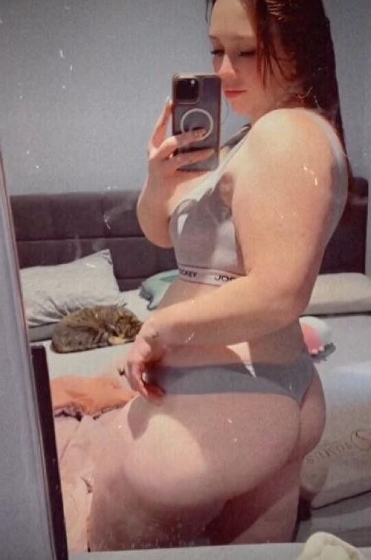 Sami Big Ass Sexy Schönheit BBW Brünette Mädchen gemischte heiße Fotos