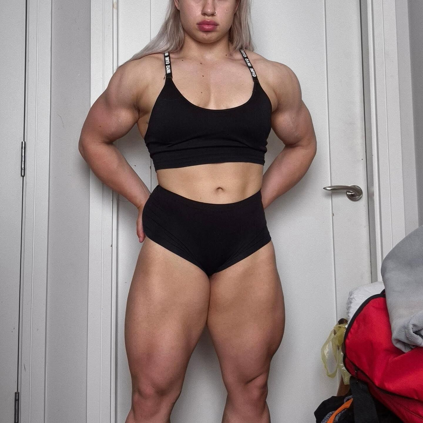 Muscle Girls Thicc, Powerful, Sexy Pawgs!