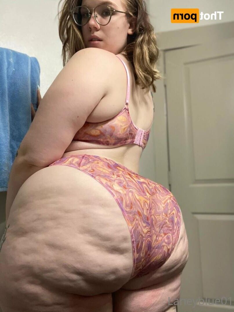 BBW random pics from OF and similar