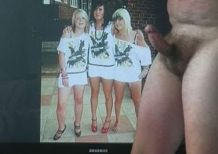 Creepshots Of Sexy Cousins Arse And Legs