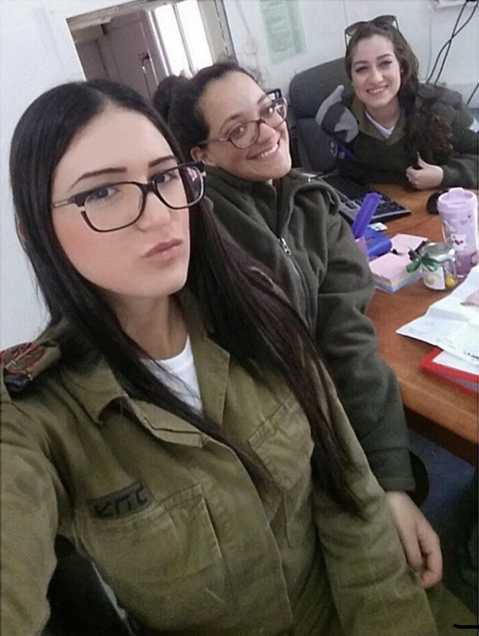 Yuval sexy IDF 