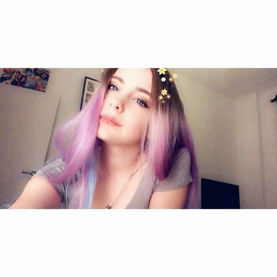 German Skinny Teen Lexi