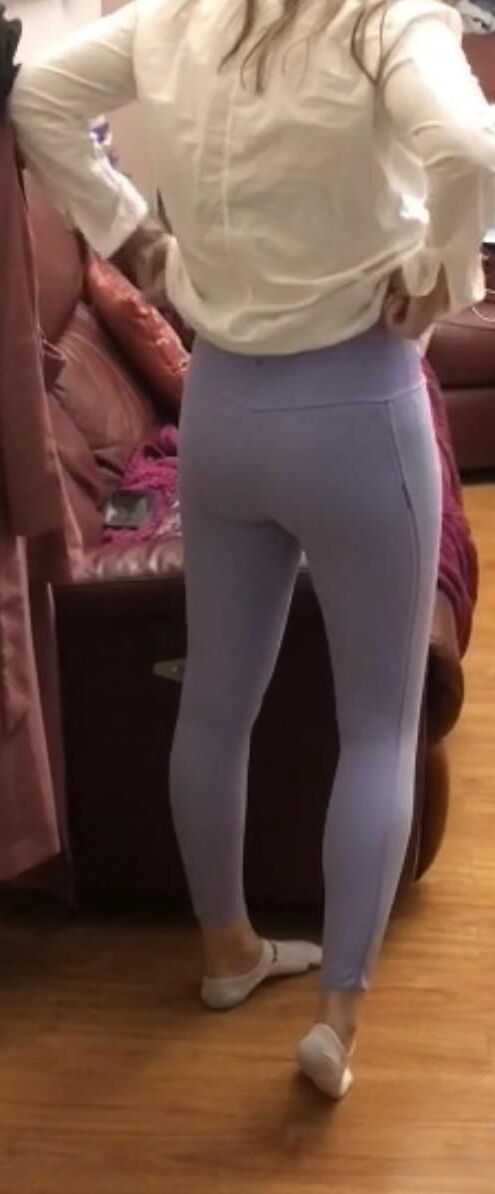 Serbian teen sister,her stuff/Srbija klinka sestra i njen ves 