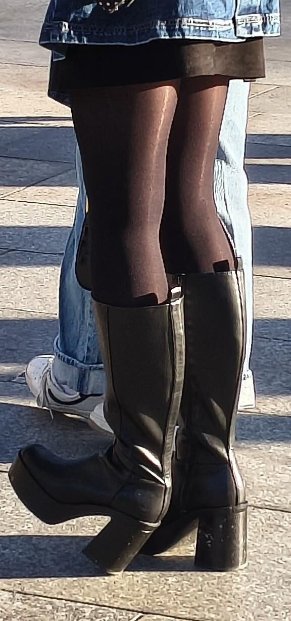 candid Pantyhose