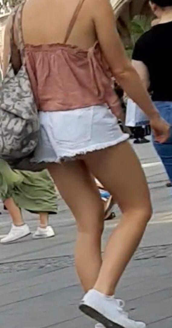 Streetgirls 