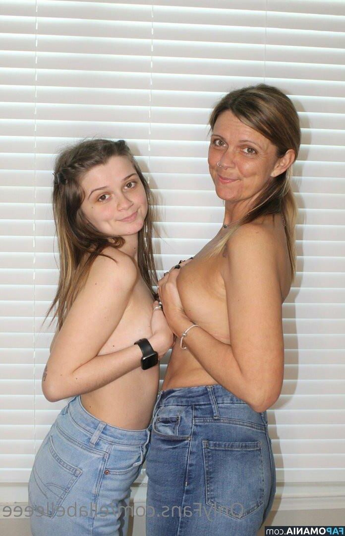 Mother and daughter nude show
