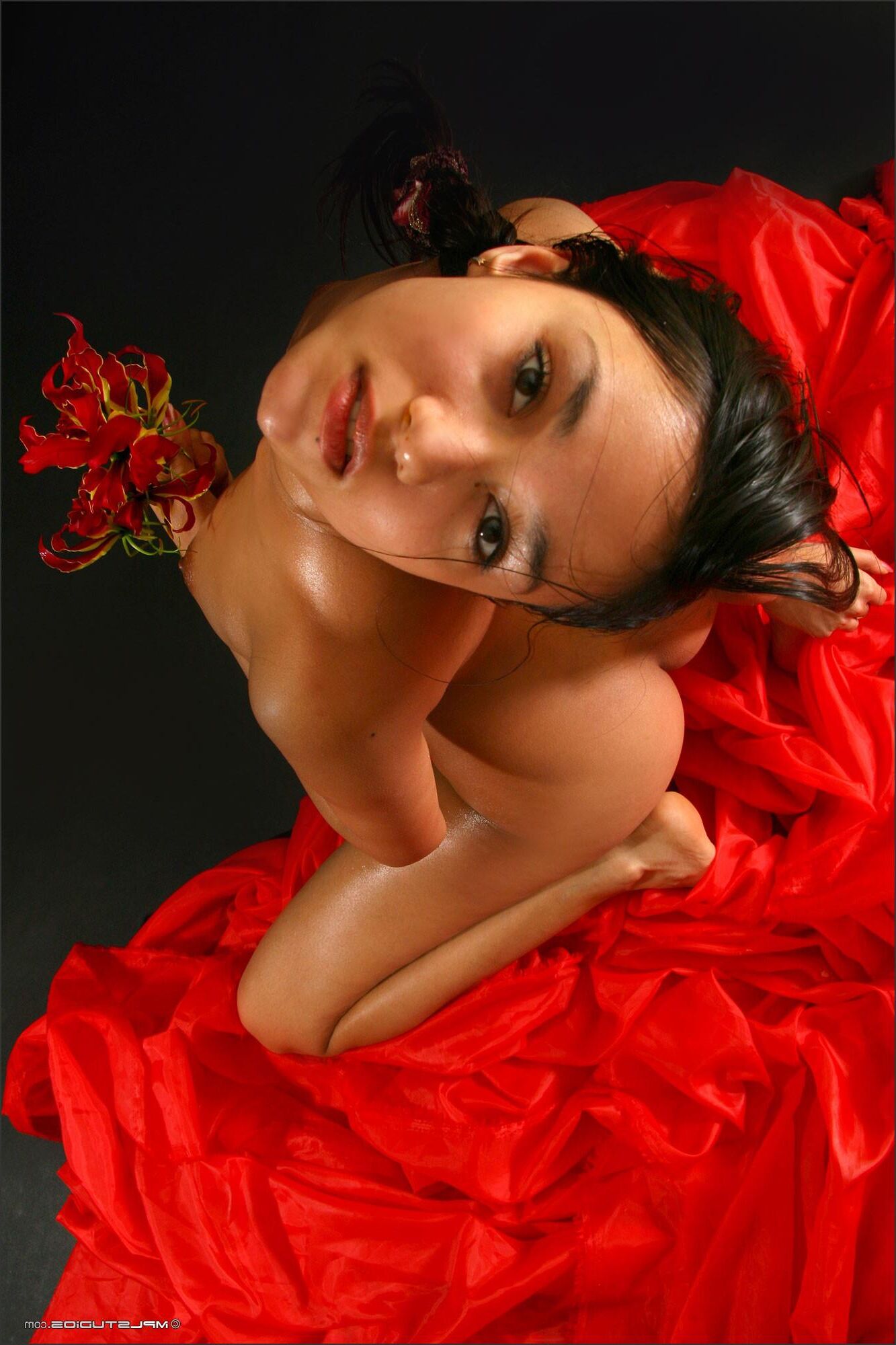 Kamilla / Lydia / Donita russian teen oiled up, with flower