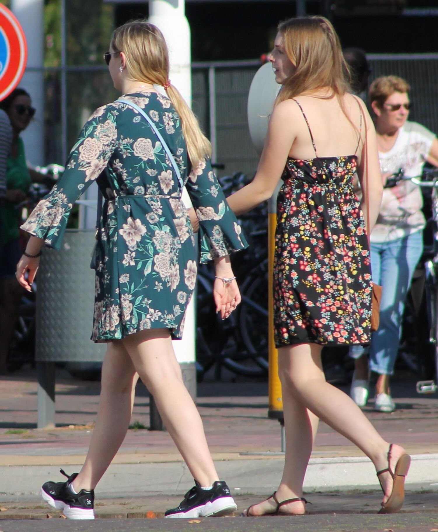 Candid Girls Teen Street Voyeur