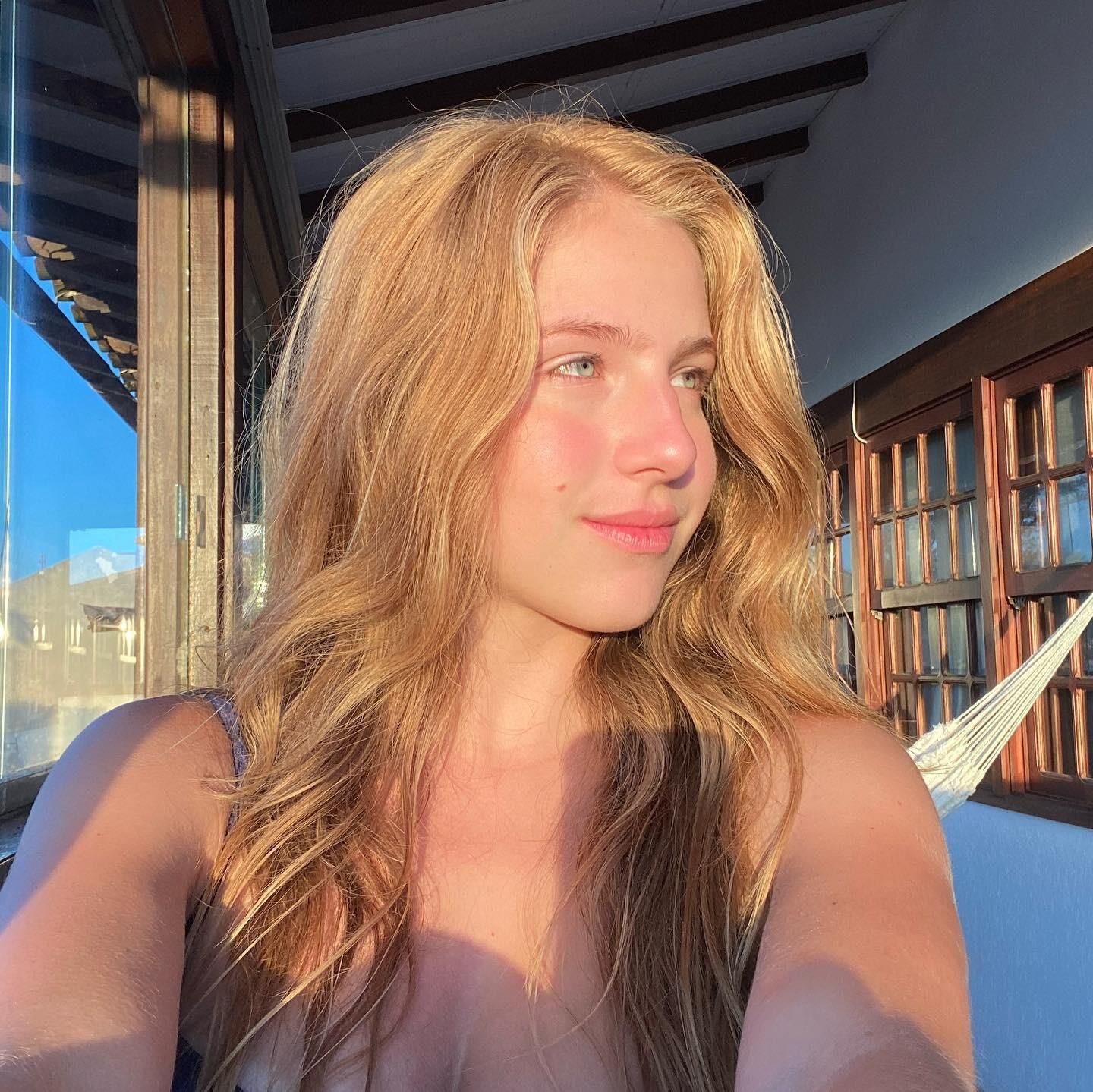 Nicolle Castro tem aquela vibração da garota ao lado