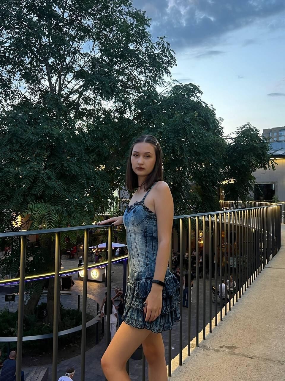 Non Nude Girlfriends Mixed 