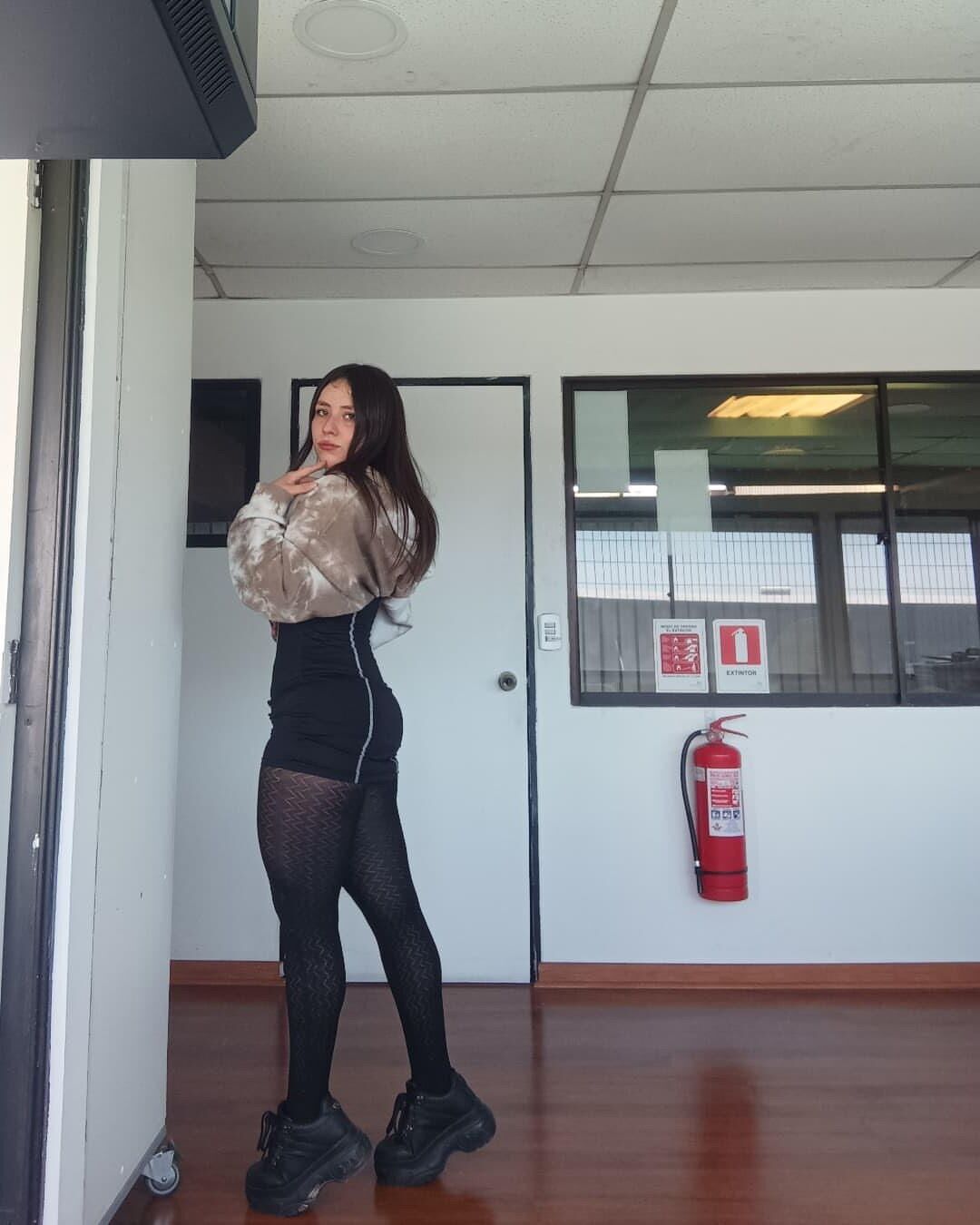 Liss in pantyhose & tights