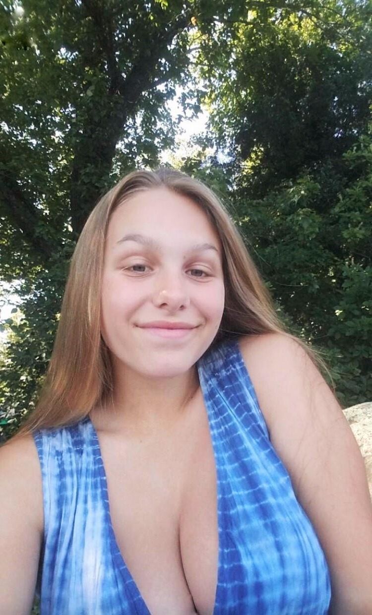 Natural hot teen big tits
