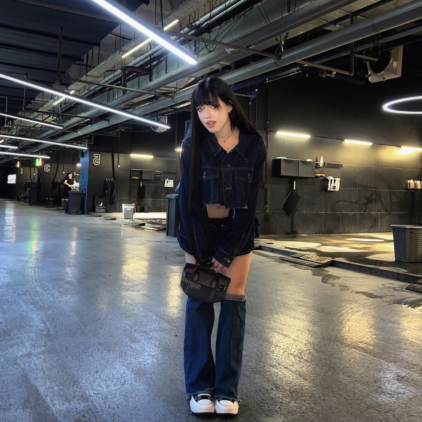 Avilina is fashionable 