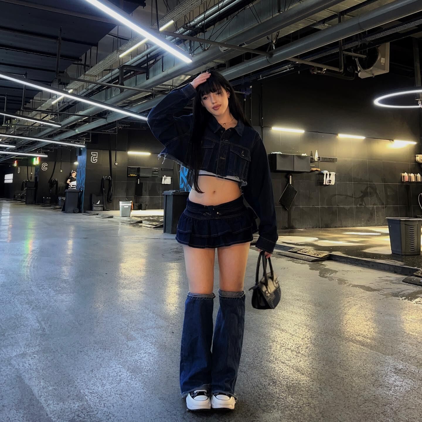 Avilina is fashionable 