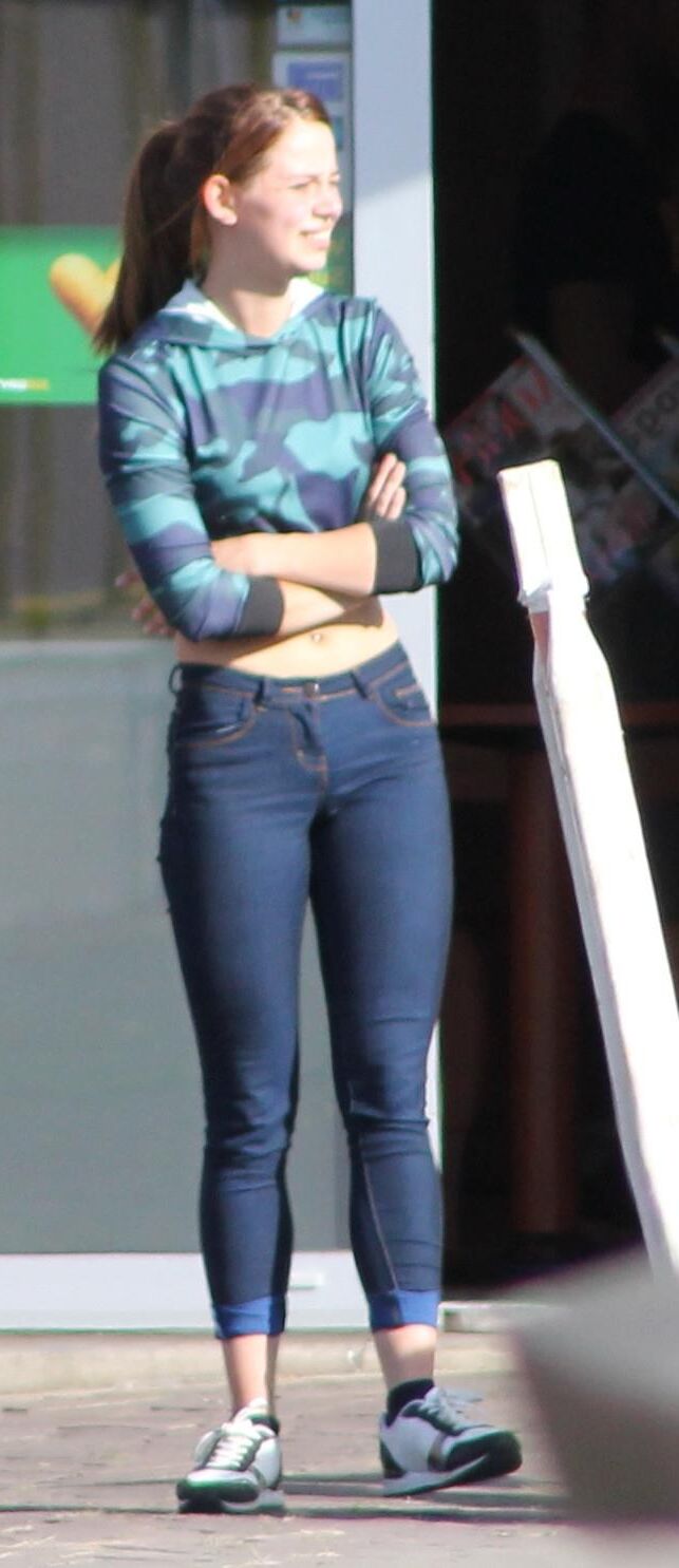 Candid Girls Teen Street Voyeur 