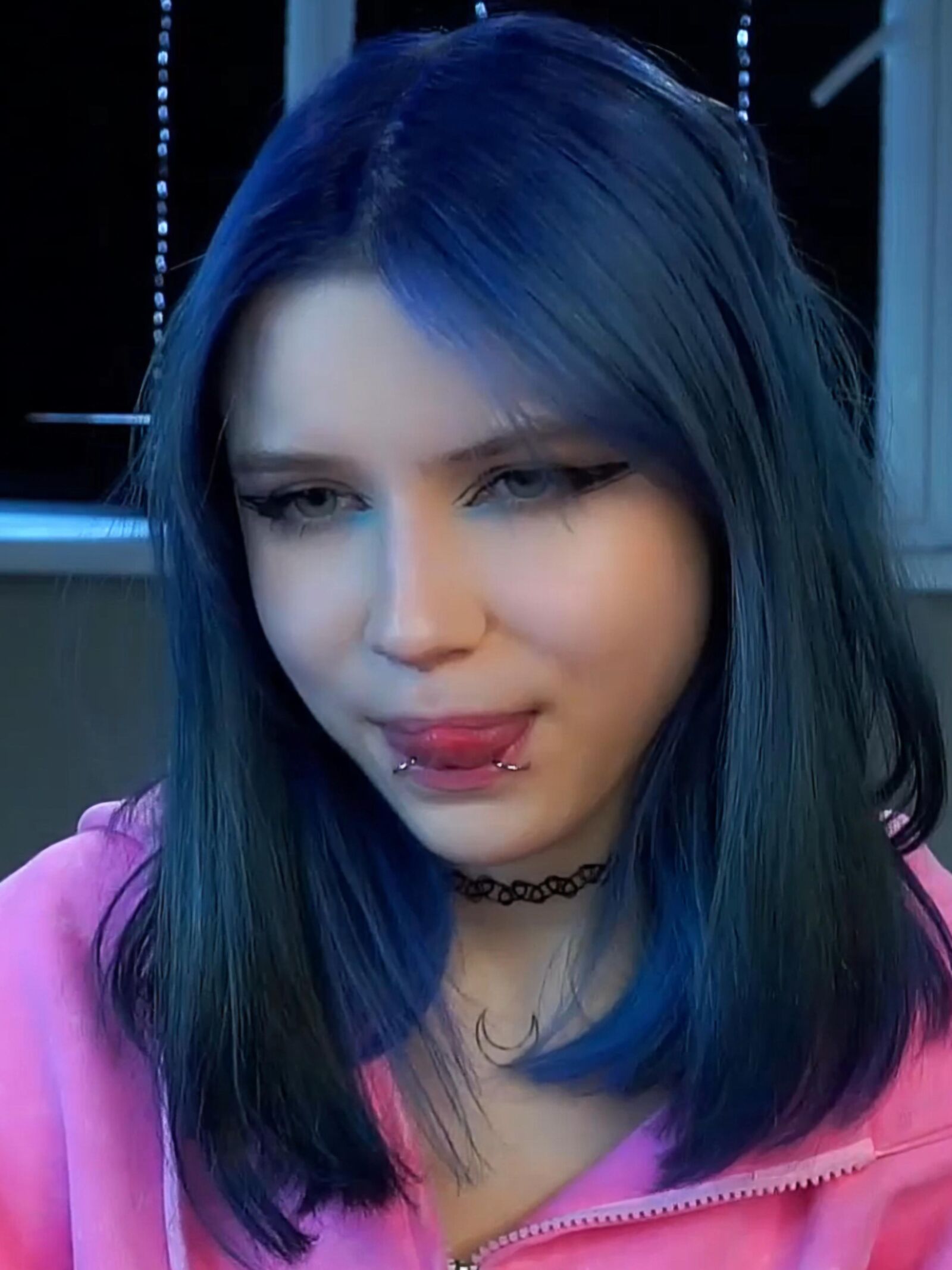 EVELYYN 