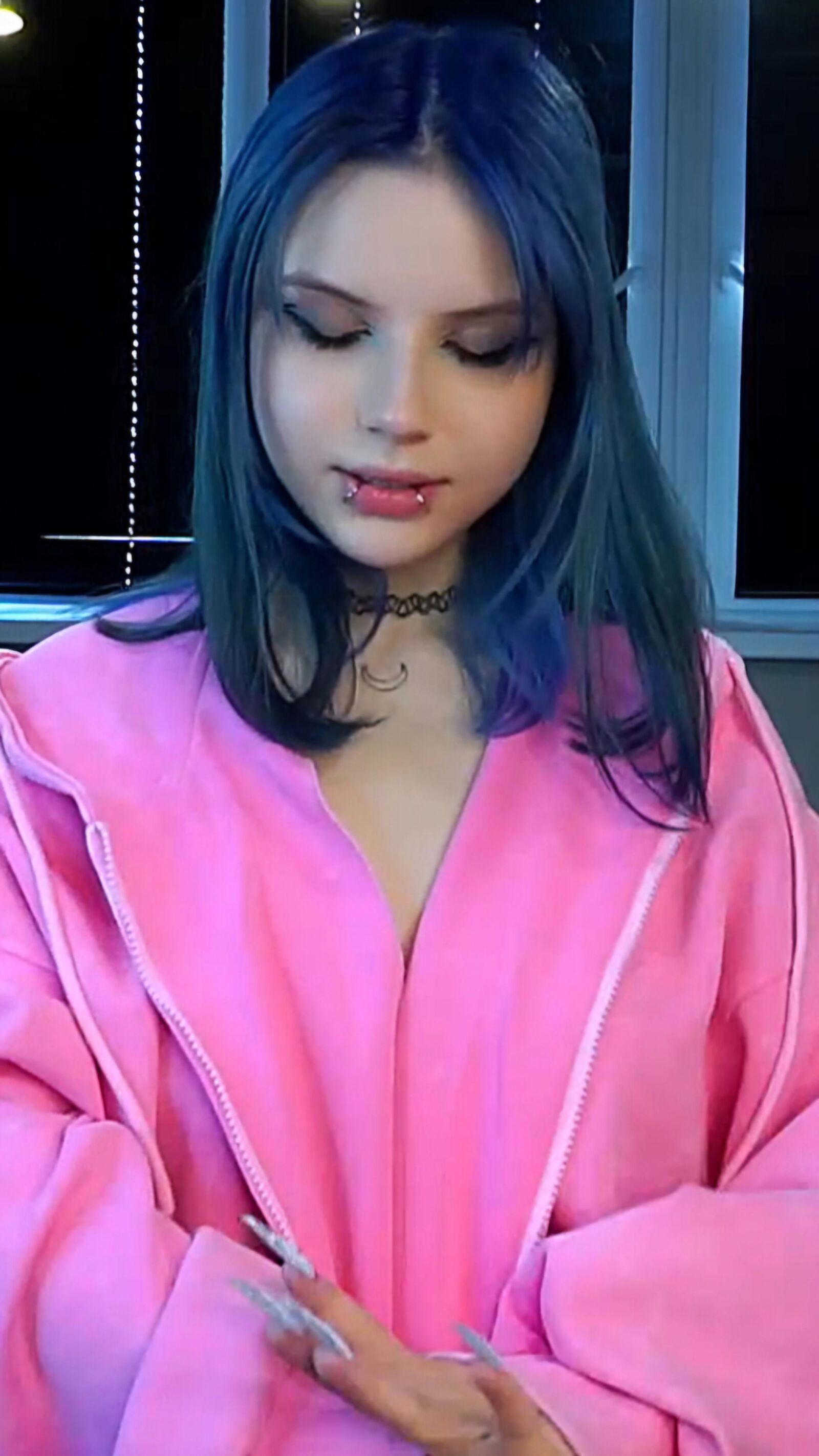 EVELYYN 