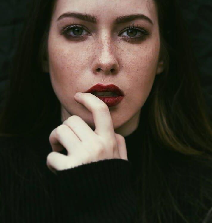 Mariana was born to model 
