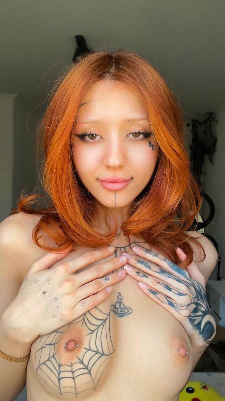 HotnessCharmingMuse