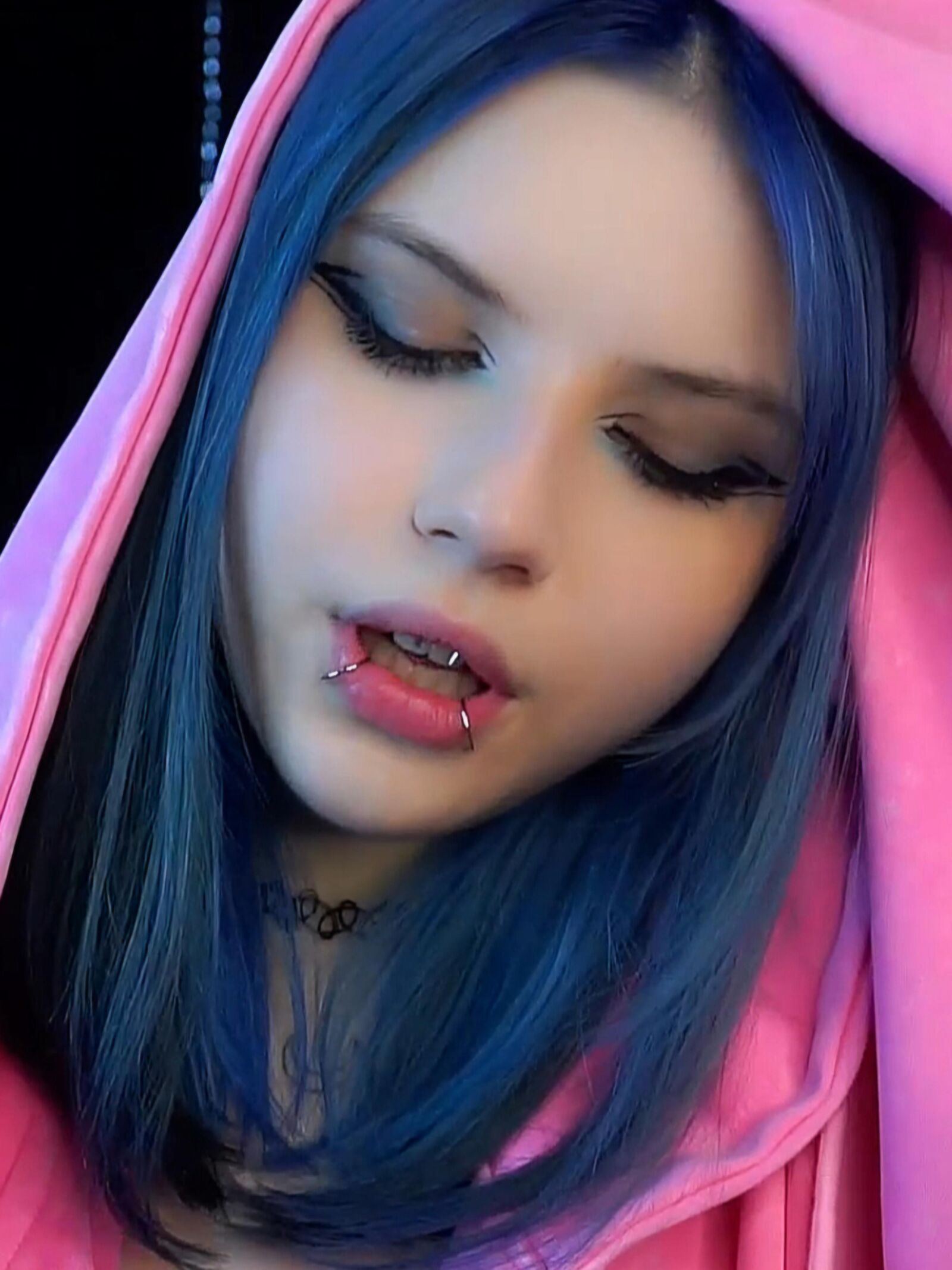 EVELYYN 
