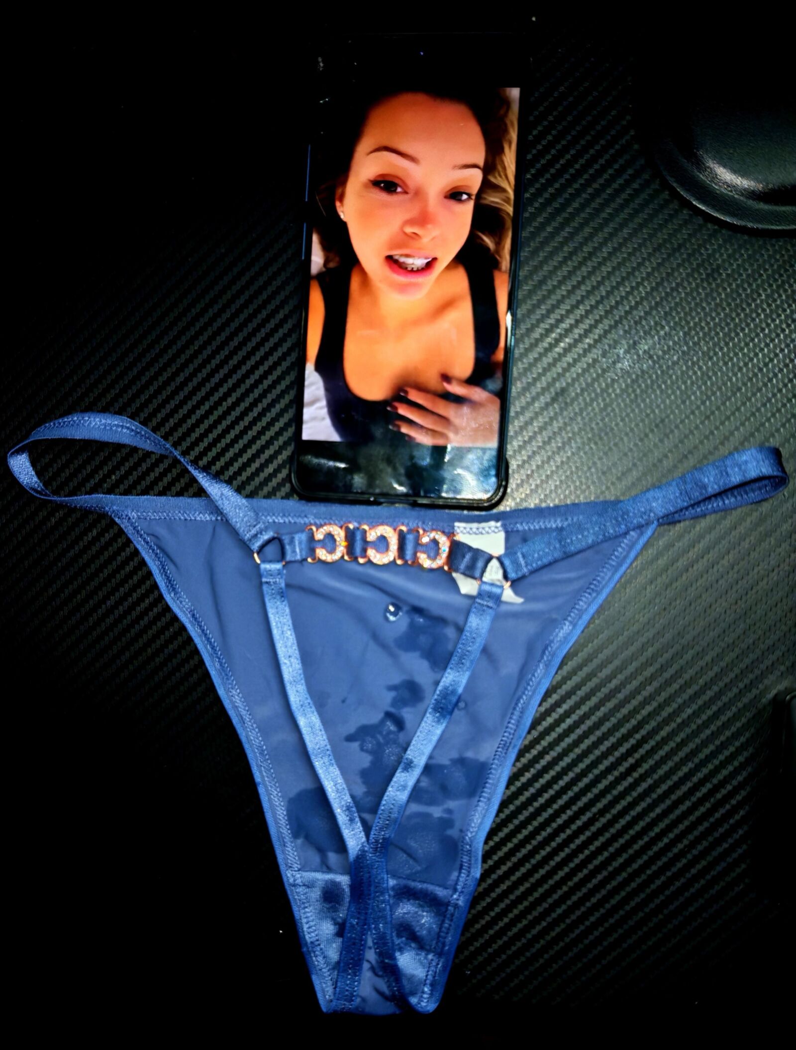 Serbian teen sister,her stuff/Srbija klinka sestra i njen ves 