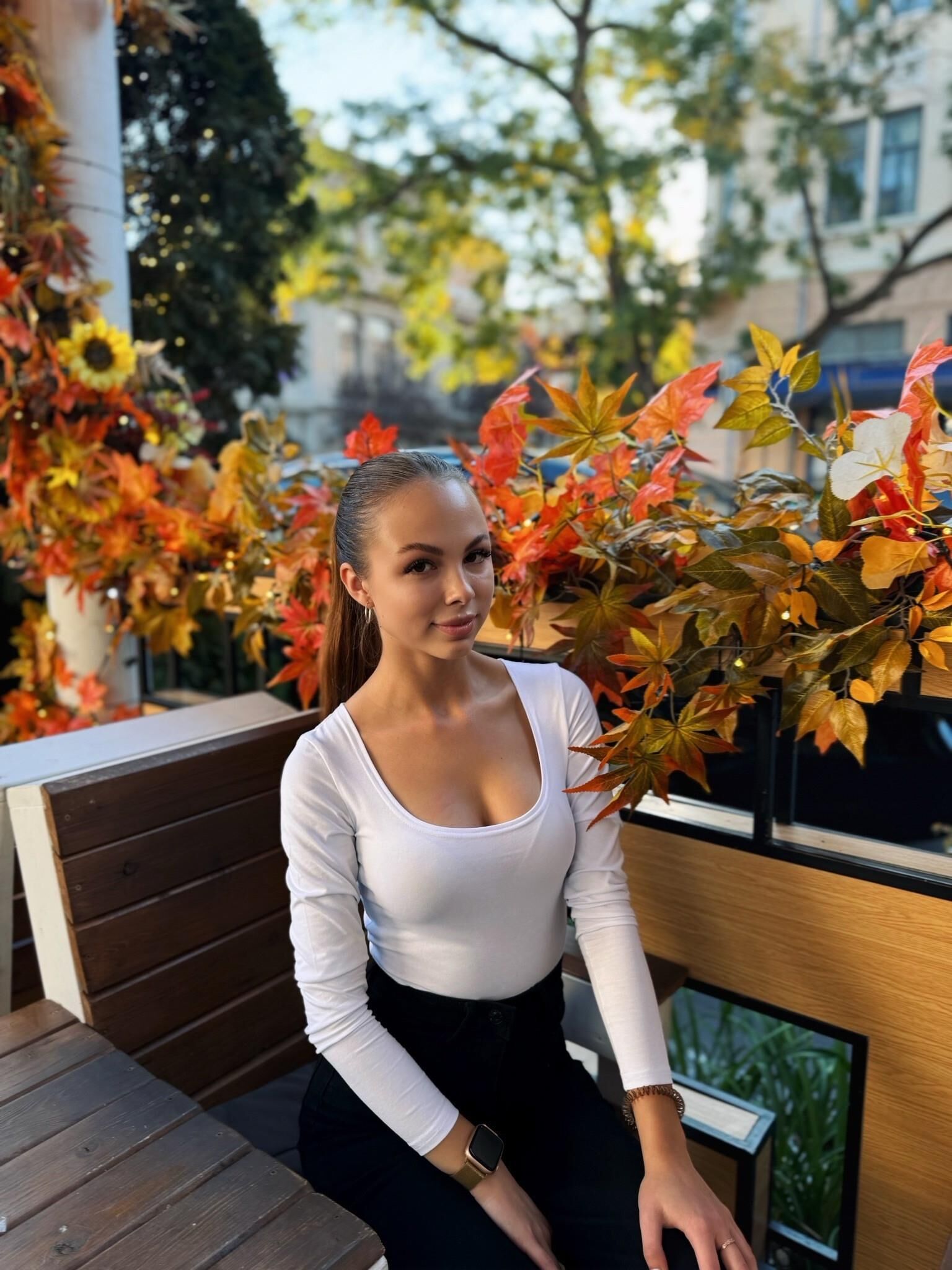 Non Nude Girlfriends Mixed 