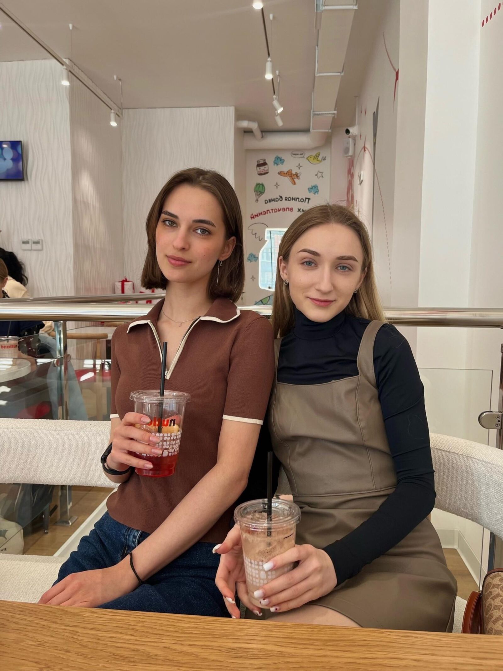 Non Nude Girlfriends Mixed 